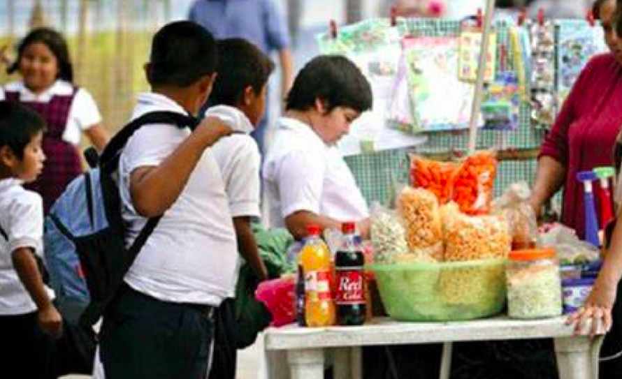 Desde hoy, escuelas de Tlaxcala sin venta de comida chatarra