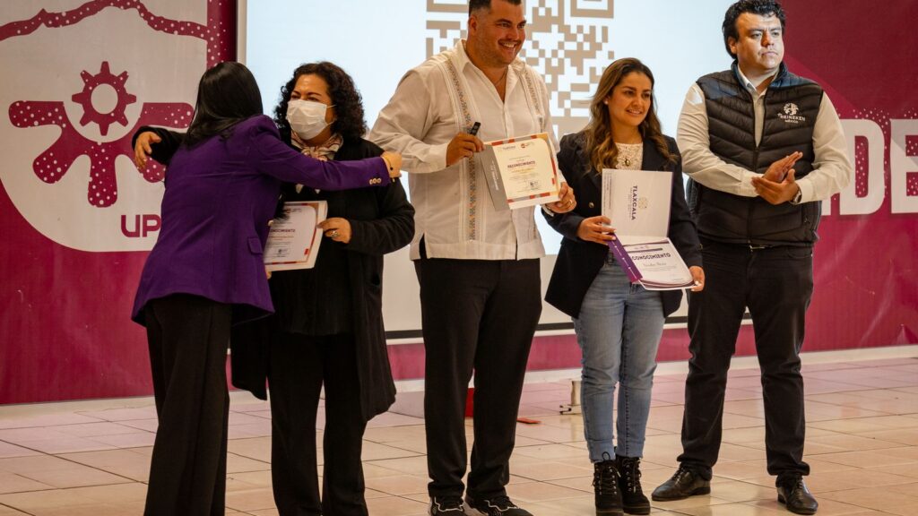REALIZAN CONFERENCIA “CONSUMO RESPONSABLE DE ALCOHOL” EN LA UNIVERSIDAD POLITÉCNICA DE TLAXCALA