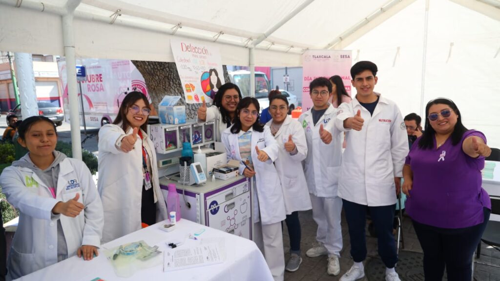 Mujeres chiautempenses reciben atención médica gratuita en jornada de salud