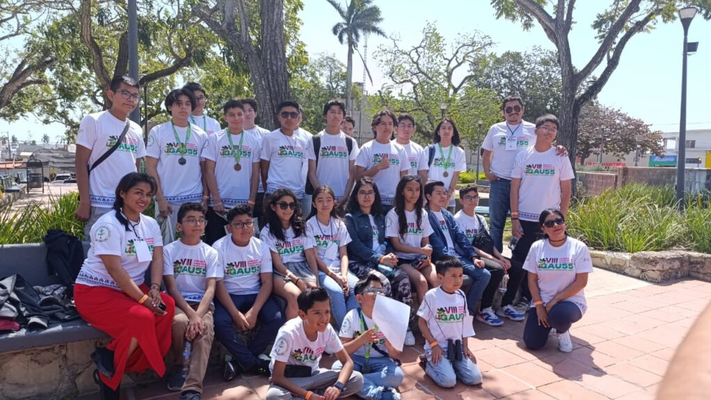 ALUMNOS TLAXCALTECAS DESTACAN EN EL VIII CONCURSO NACIONAL DE MATEMÁTICAS GAU55