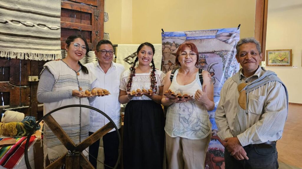 Promueve Chiautempan su identidad textil y gastronómica en Ciudad de México