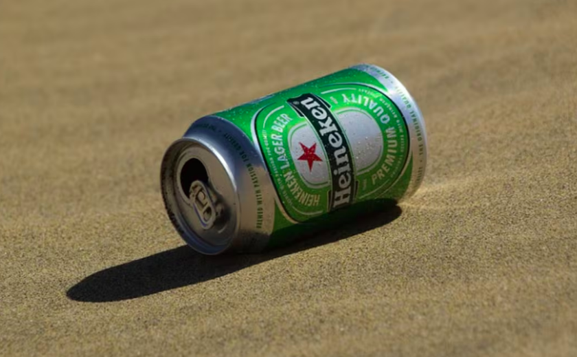 Impondrá EU un arancel del 25% a las latas de aluminio para envasar cerveza; México entre sus proveedores afectados