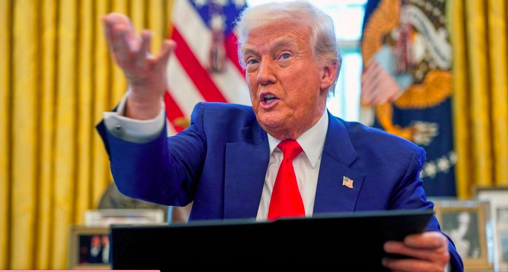 Trump firma decreto para facilitar exportaciones de armas de EU