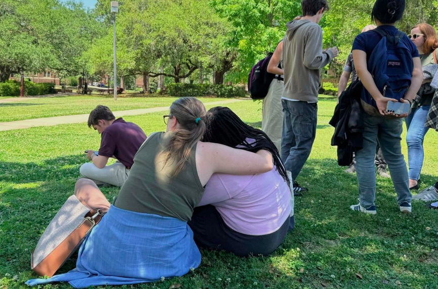 No se reportan mexicanos afectados por tiroteo en Universidad de Florida: SRE