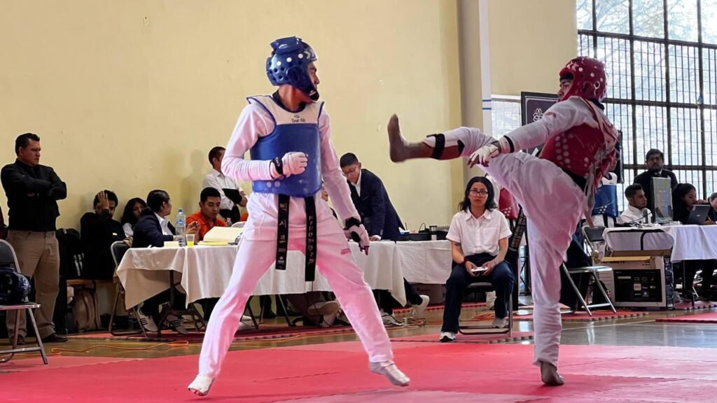 Selección de taekwondo participa en macro regional con sede en Oaxaca