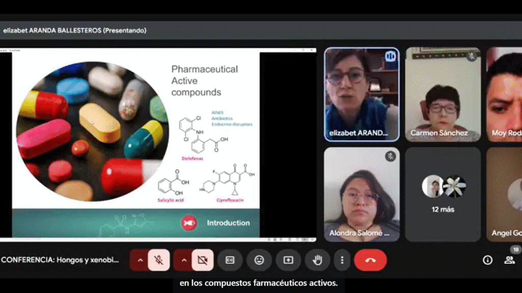 Por invitación del CICB-UATx experta de la Universidad de Granada habla sobre potencial de los hongos para reducir contaminación