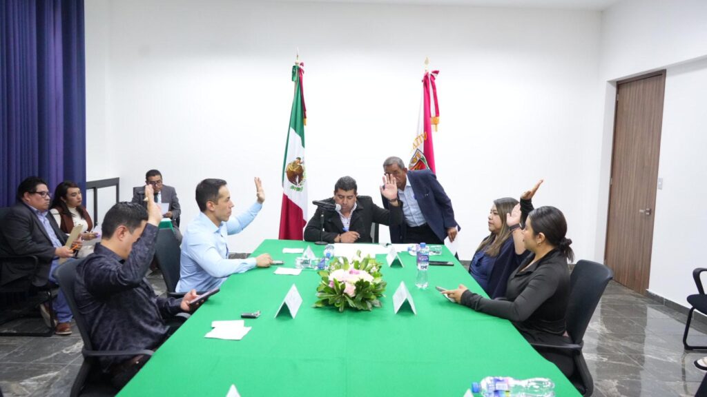 Aprueba Comisión de Puntos Constitucionales dictamen para armonizar la Constitución local en materia de transparencia y protección de datos