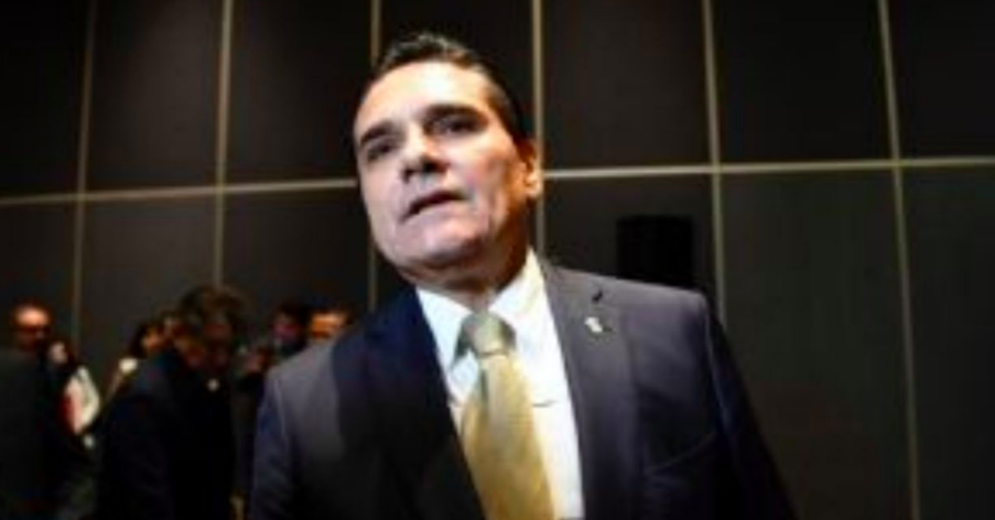 Silvano Aureoles usó firma falsa para evitar ser capturado: FGR
