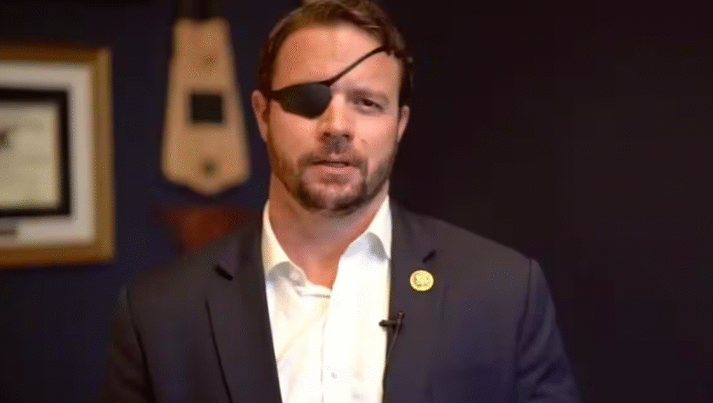 Dan Crenshaw elogia trabajo de Sheinbaum y Harfuch para combatir al narco