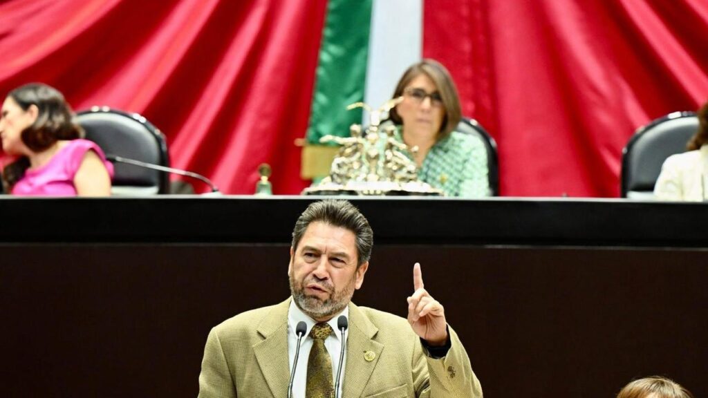 Poder Legislativo rinde tributo a trabajadores de México: Ray Vázquez