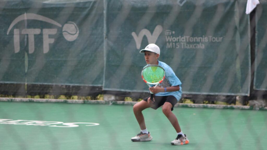 TENISTAS Y VISITANTES, SATISFECHOS CON MACRO REGIONAL DE TENIS EN HUAMANTLA