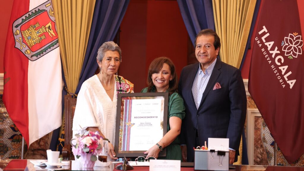 RECONOCE GOBERNADORA A TERESA LEÓN NAESHER POR SU LABOR EN LA PROMOCIÓN TURÍSTICA Y CULTURAL DE TLAXCALA EN SUIZA
