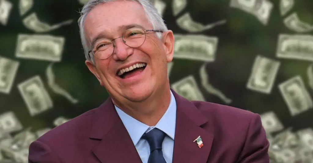 Mientras Salinas Pliego patalea con el SAT, su deuda subió 11 mil millones en un año
