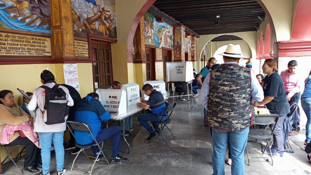 Chiautempan sale a votar