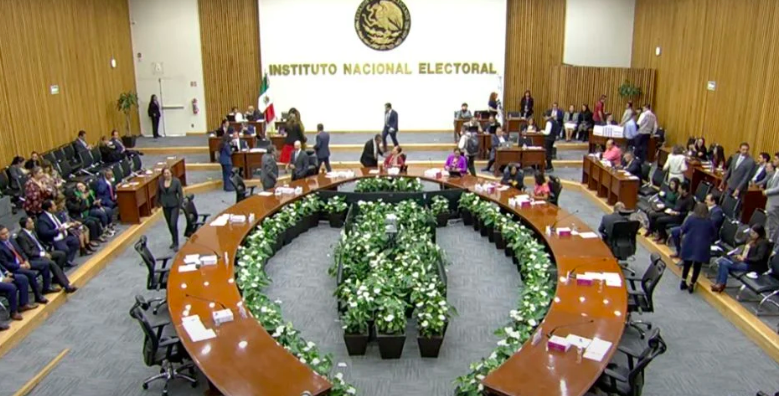 Multa INE con 32 milones de pesos a partidos por pago de impuestos; Morena el menos sancionado