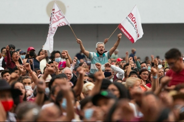 Morena pretende poner filtros a nuevos militantes