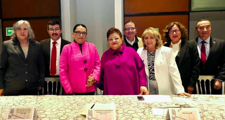 Pide SG a juristas compromiso con la legalidad y no “fallarle al pueblo”