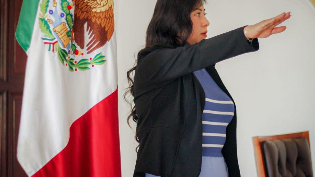 Zacatelco Otorga Licencia Temporal a Valeria Lorety; Suplente Asume el Cargo