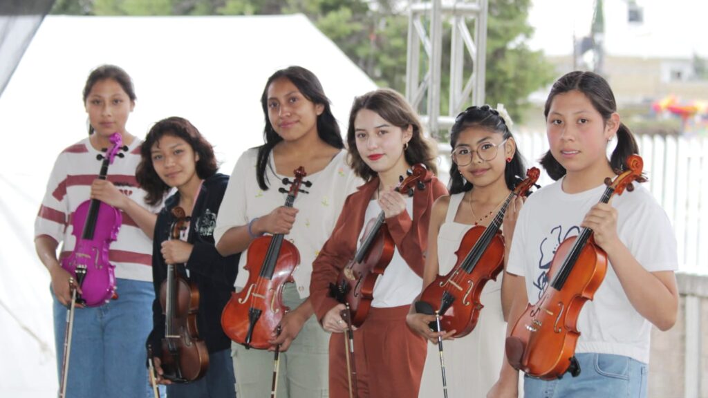 Brillan talentos locales y artesanos en Feria de Chiautempan