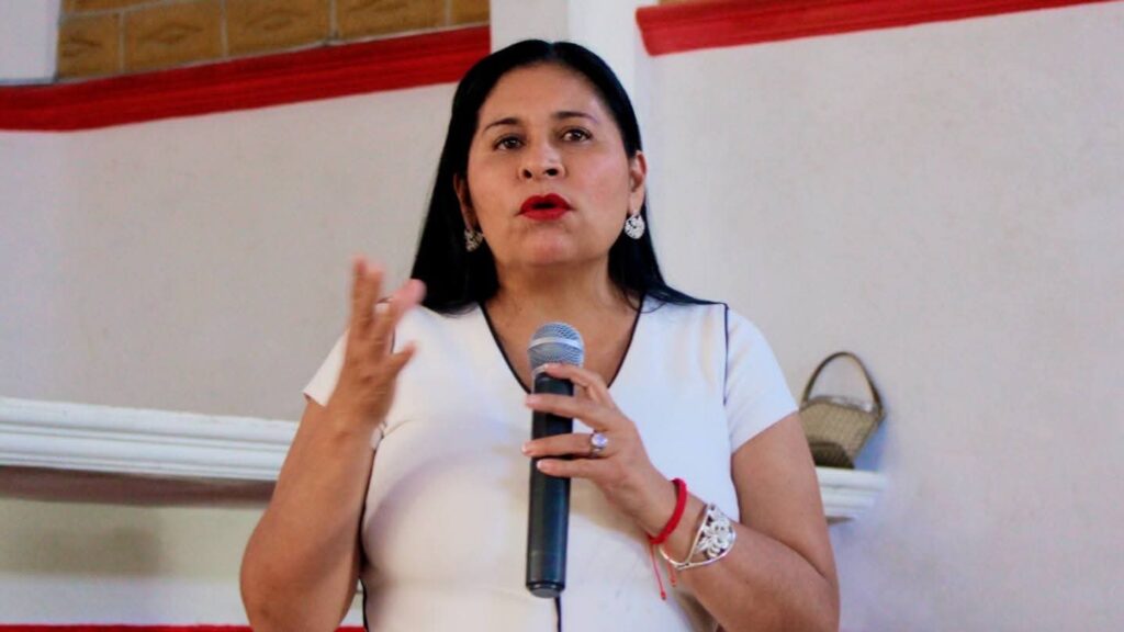 Va Ana Lilia Rivera por integrar comités seccionales plurales de Morena en Tlaxcala