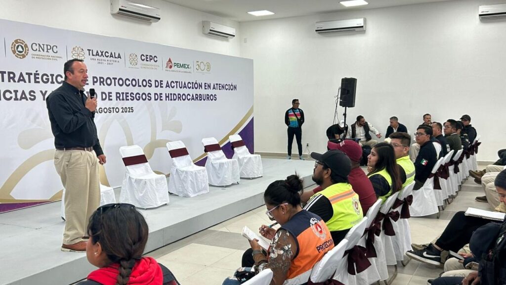 CAPACITAN A ELEMENTOS DE SEGURIDAD Y PROTECCIÓN CIVIL MUNICIPALES EN MANEJO DE RIESGOS POR HIDROCARBUROS*