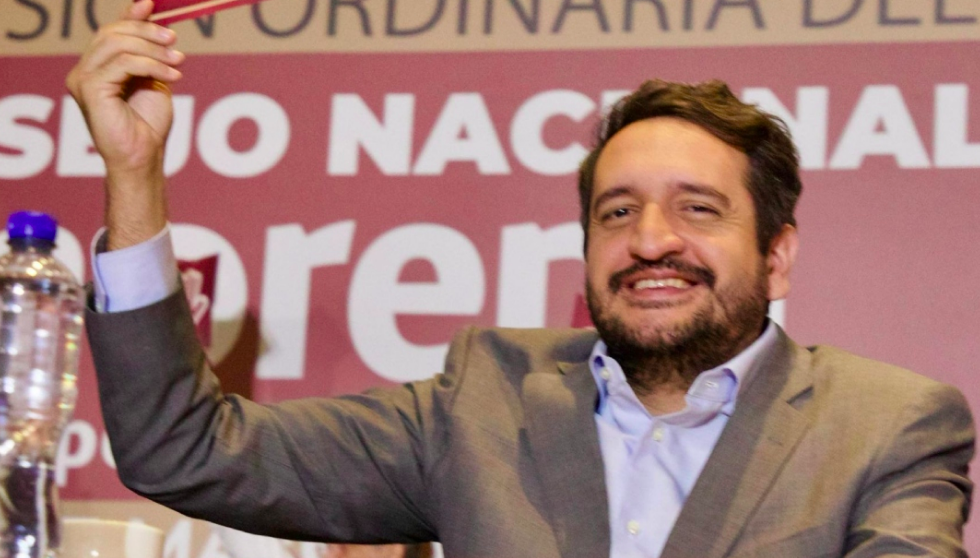 Emite Andrés Manuel López Beltrán nota aclaratoria respecto a su viaje a Japón