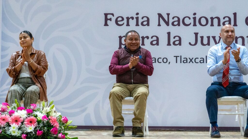 JAVIER RIVERA IMPULSA A LAS JUVENTUDES CON LA FERIA NACIONAL DEL EMPLEO 2025 EN APIZACO