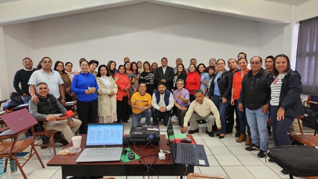 *DOCENTES DEL CECYTE FORTALECEN DESEMPEÑO PROFESIONAL CON JORNADAS DE CAPACITACIÓN*