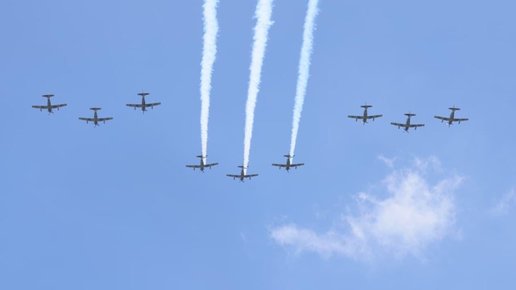 CIELOS DE TLAXCALA SON ESCENARIOS DE PRÁCTICAS ÁEREAS PARA EL DESFILE 16 DE SEPTIEMBRE
