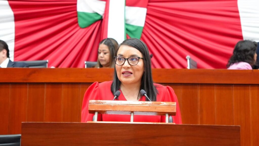 Propone Laura  Flores  Lozano Iniciativa para fortalecer certeza fiscal en municipios