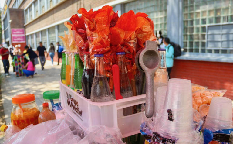 8 de cada 10 escuelas dejaron de vender productos ultraprocesados, según encuesta