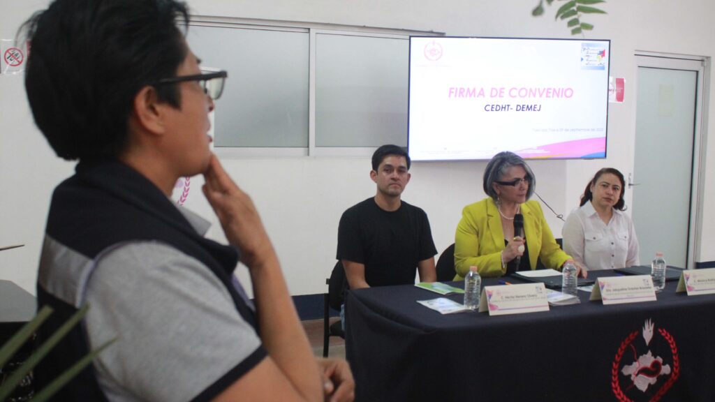 Editó la CEDHT el “Manual de buenas prácticas para la atención de las personas con discapacidad auditiva”