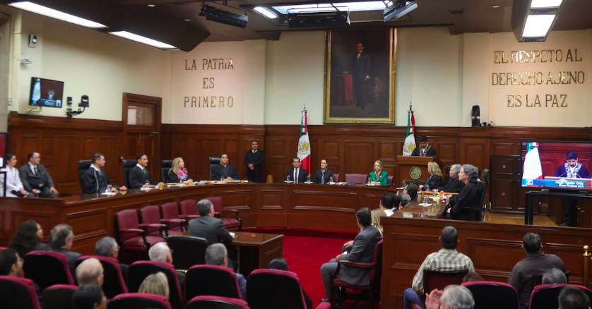 Sheinbaum pide recortar presupuesto al PJ y reorientar los 15 mil mdp extras de Piña