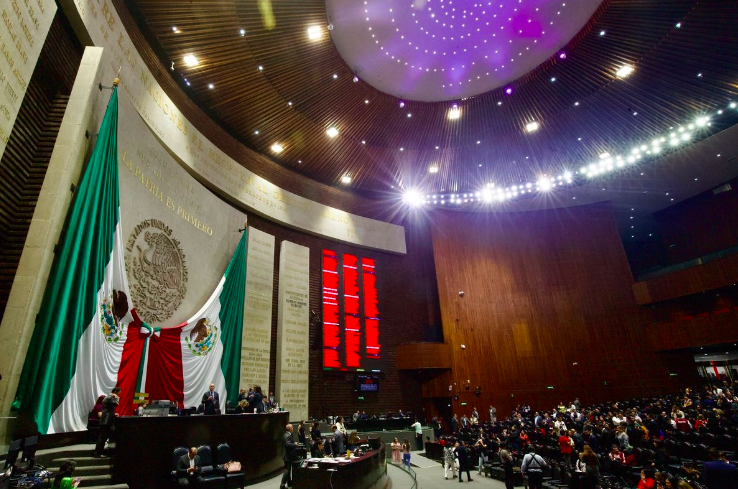 Prevé Morena ajustes a presupuesto 2026: recortes al PJ e INE y reasignación a Cultura