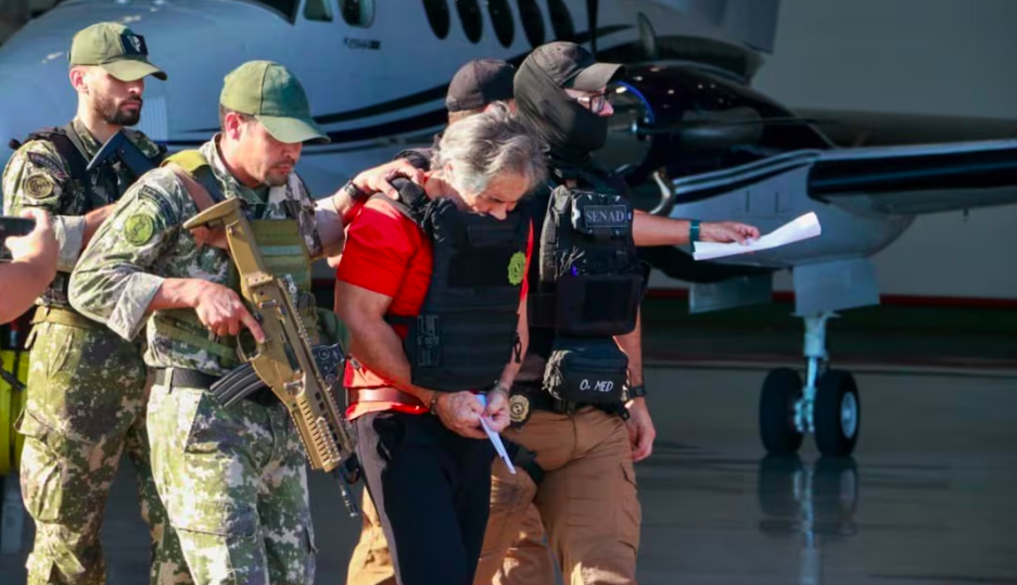 Líder de “La Barredora” llega a México; arriba al Aeropuerto de Tapachula, Chiapas