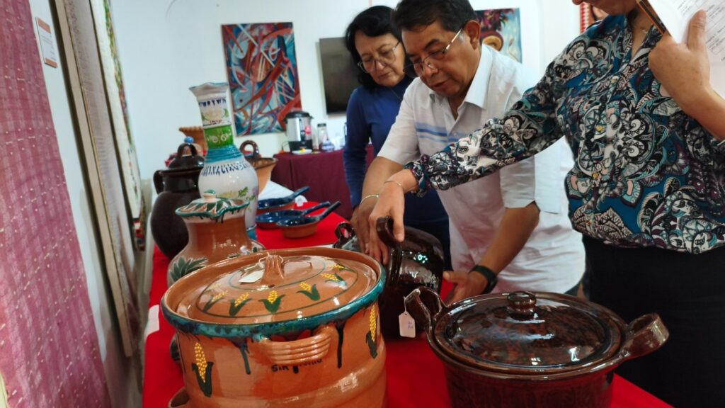 ARTESANOS PARTICIPAN EN EL IV CONCURSO ESTATAL DE ALFARERÍA Y CERÁMICA CON 67 PIEZAS ORIGINALES