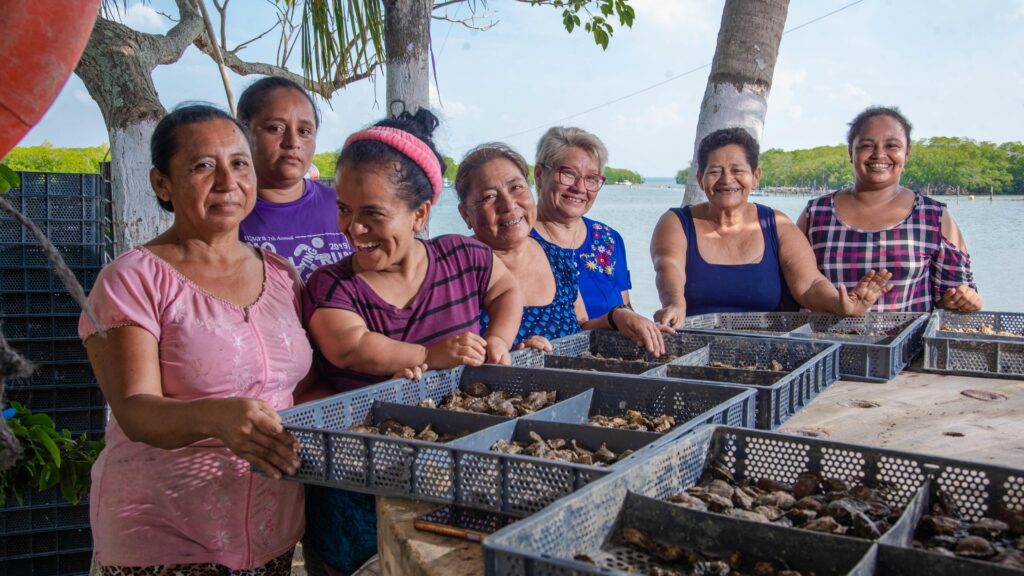 Capacita Conapesca a más de 500 mujeres en técnicas de cultivo de tilapia, bagre, trucha y  ostión