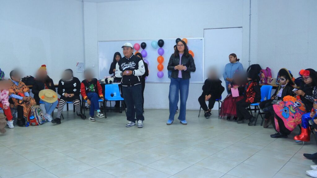 Estudiantes de Desarrollo Humano UATx fomentan la práctica de la inclusión y el aprendizaje entre niños