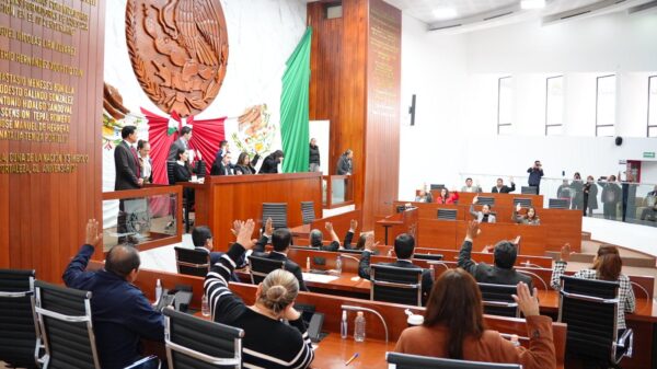 Aprueba LXV Legislatura adiciones al Código Penal del Estado en favor de los trabajadores de la educación