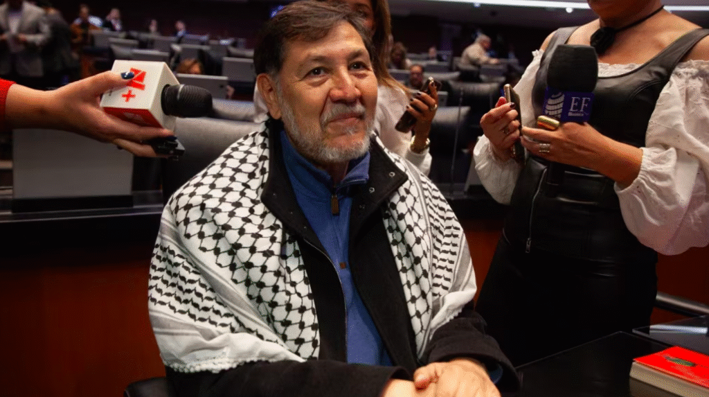 Noroña justifica vuelo privado: ‘Sheinbaum dijo que cuando es necesario, se puede usarlo’