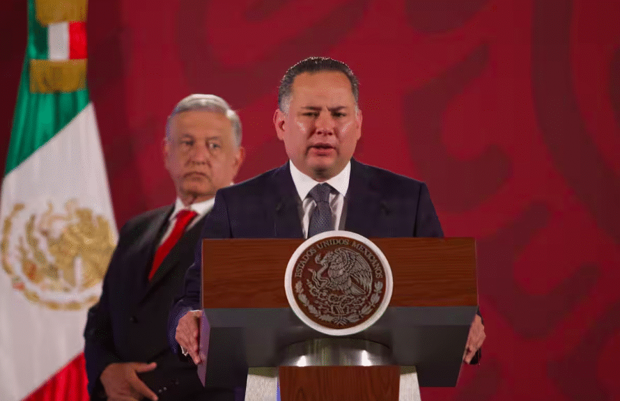 La UIF tuvo 10 denuncias contra funcionarios aduanales en el gobierno de AMLO