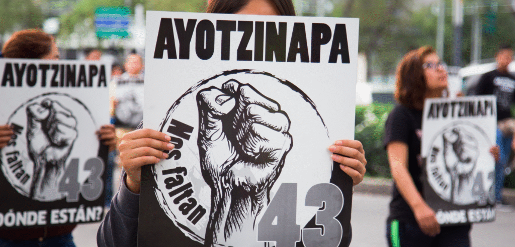 Aprehenden a ex policía de Iguala por el caso Ayotzinapa