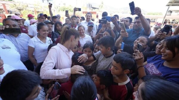Presidenta Claudia Sheinbaum recorre zonas afectadas por lluvias en Puebla y Veracruz