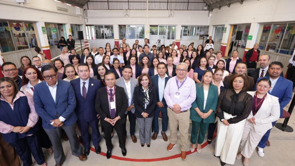 CELEBRA ISSSTE 40 AÑOS DE LA ESTANCIA PARA EL BIENESTAR Y DESARROLLO INFANTIL NO. 31