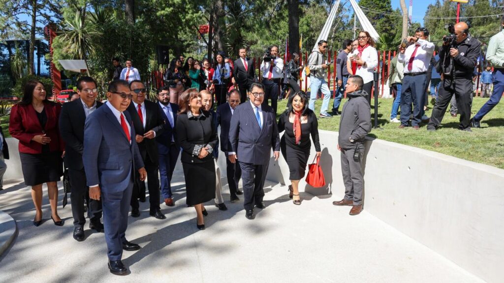 INAUGURAN TORRE DE RECTORÍA DE LA UATX, SÍMBOLO DE CONOCIMIENTO E INNOVACIÓN