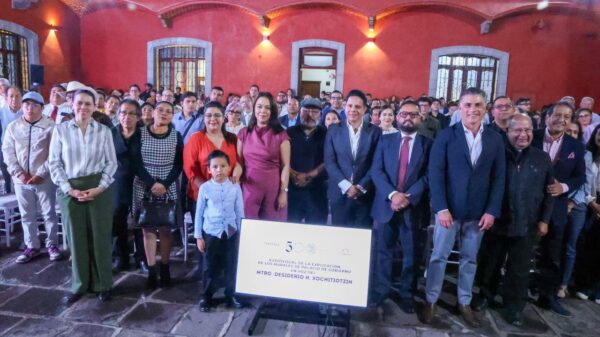 LA VOZ DEL MURALISMO TLAXCALTECA REVIVE: ARTE Y TECNOLOGÍA SE UNEN PARA HONRAR A DESIDERIO HERNÁNDEZ XOCHITIOTZIN