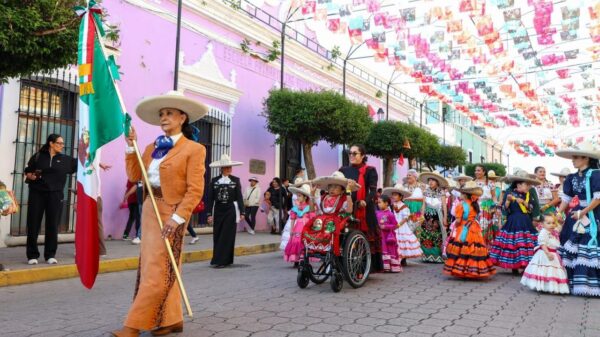 CELEBRA TLAXCALA ELEGANCIA Y TRADICIÓN DE LA DAMA CHARRA EN LA PASARELA “SÉ PARTE DE LA HISTORIA”