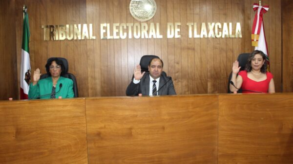 Sesiona TET para atender tres expedientes
