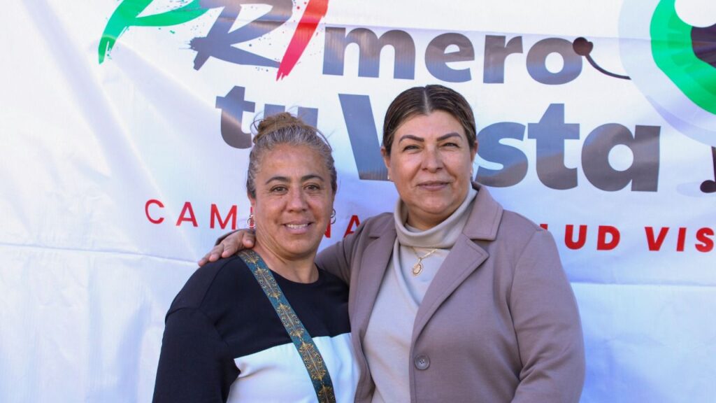 Sandy Aguilar lleva la campaña “Primero Tu Vista” a Santa Anita Huiloac