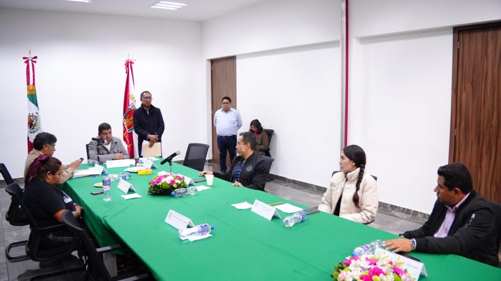 Avala Comisión de Puntos Constitucionales reformas para proteger a trabajadores de la educación
